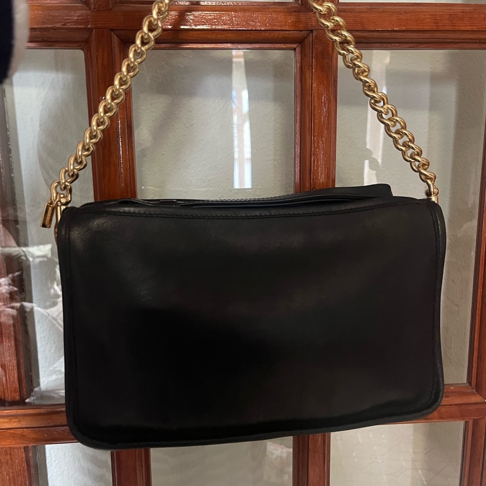 Vintage Coach Black Leather Basic Bag 9455